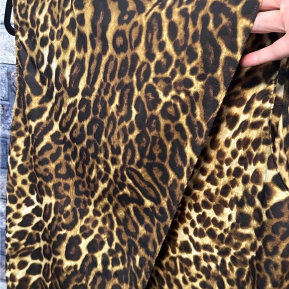 NWT Ralph Lauren Leopard Crepe Asymmetrical Back Sleeveless Top Sz Large - Picture 4 of 4